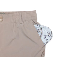 Load image into Gallery viewer, Burlebo 7" Everyday Cobblestone Khaki Shorts with Duck Hunt Pockets