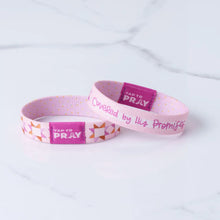 Load image into Gallery viewer, Versible Kingfolk Series Wristband-Covered By His Promises