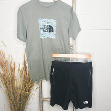 Load image into Gallery viewer, The North Face Men's Tech Shorts