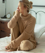 Load image into Gallery viewer, Southern Shirt Women's Dreamluxe Turtleneck Sweater
